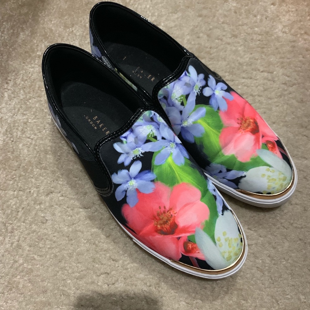 Ted Baker flats